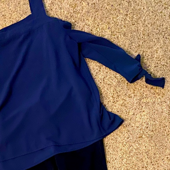 NWOT💙Rich Royal Blue Cold Shoulder Blouse - Picture 8 of 15